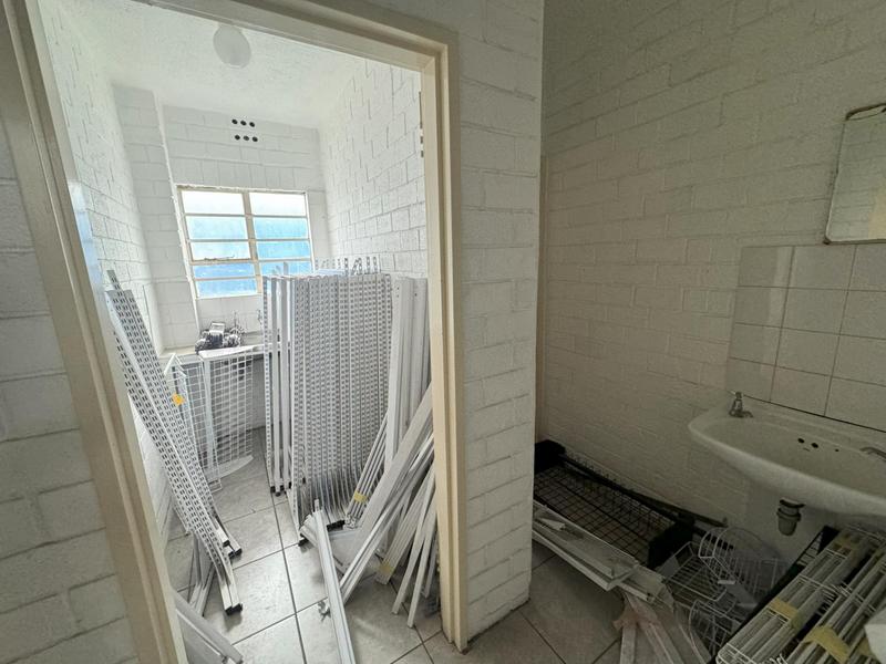 To Let commercial Property for Rent in Beaconvale Western Cape